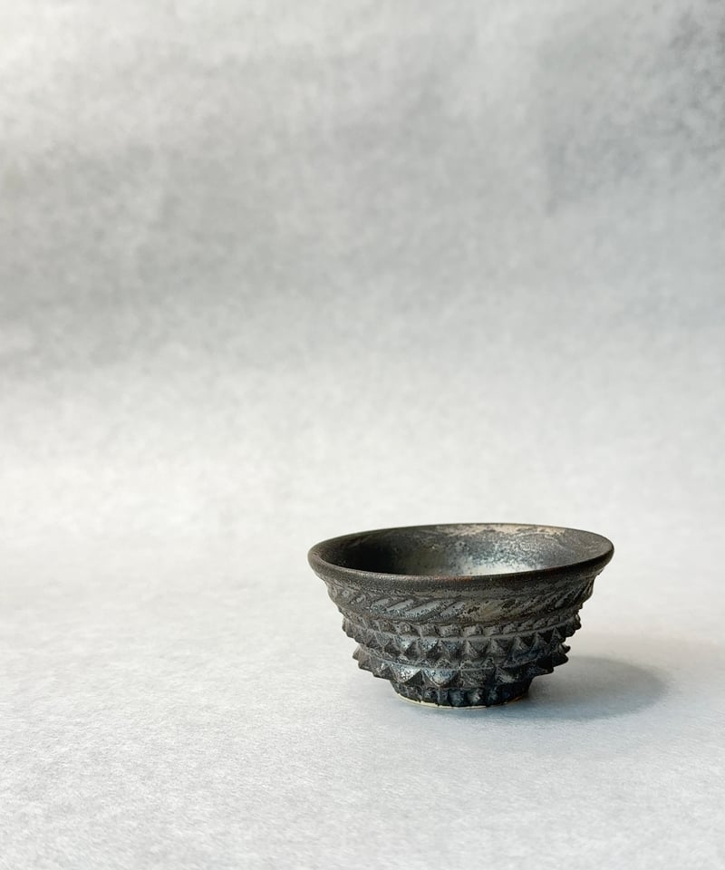 新里竜子・酒器スタッズ | t.roots