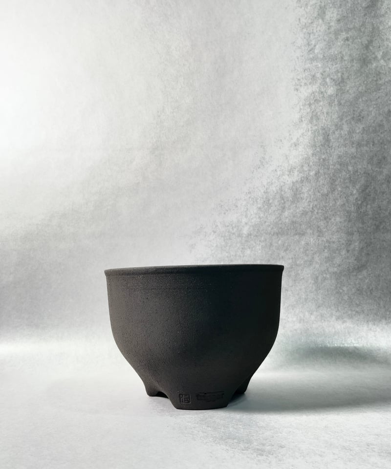 黒燻伝市鉢・L | t.roots