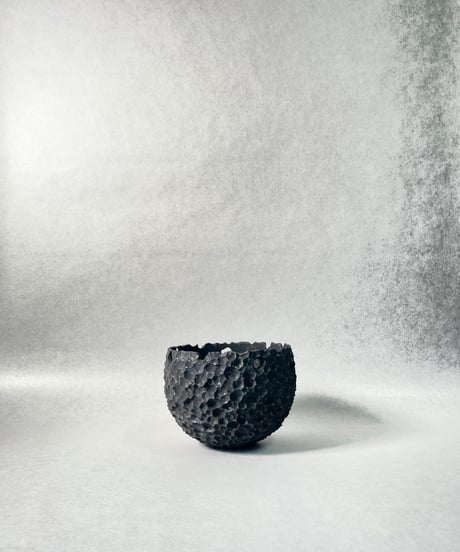 雷土・蜜鉢  黒結晶2番釉薬 Ｍ