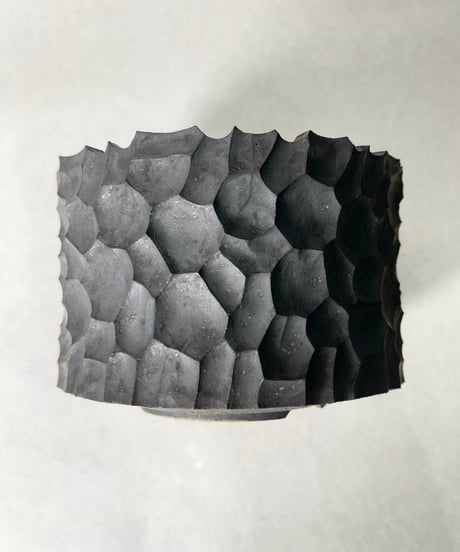 稲妻紋鉢 半筒型 黒結晶釉・Ｍ