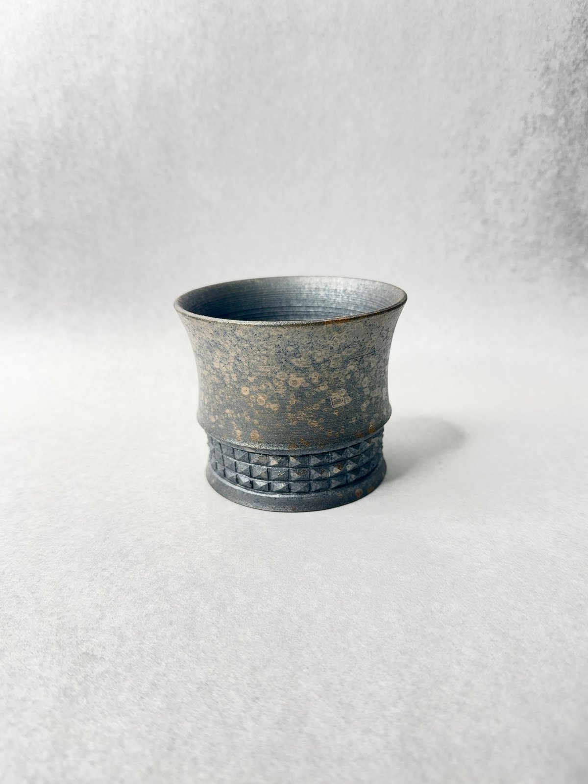 kikko・Studs_Glass | t.roots