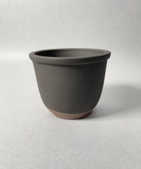 伝市鉢・丸型3号 黒化粧