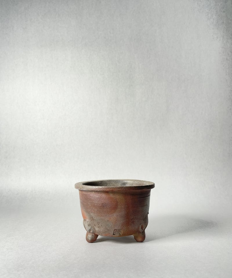 伝市鉢・口広足付型3号(登り焼) | t.roots