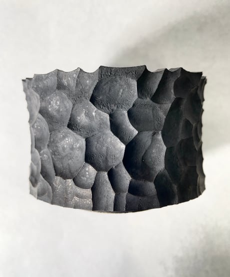 稲妻紋鉢 半筒型 黒結晶釉・Ｓ