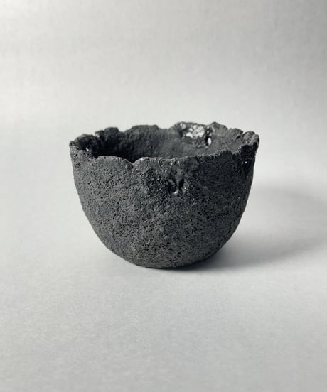 錆び釉まる鉢・Ｓ