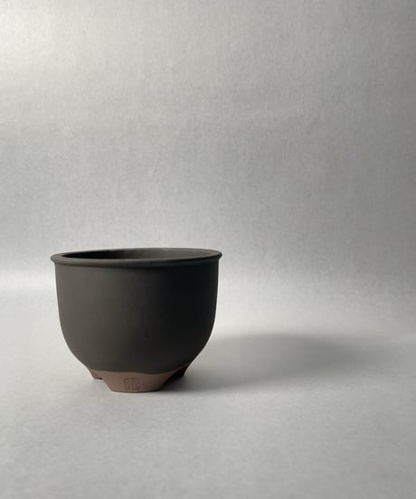 伝市鉢・コウロ型3.5号 黒化粧