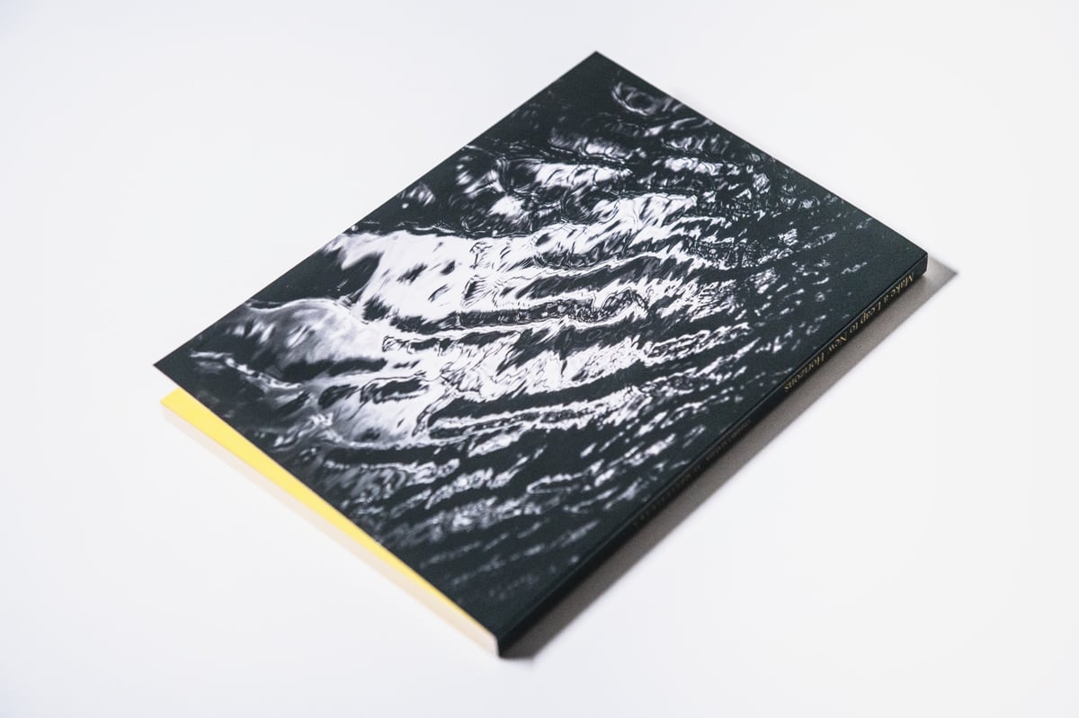 前田旺志郎写真集】Make a Leap to New Horizons (サイン付)【新発