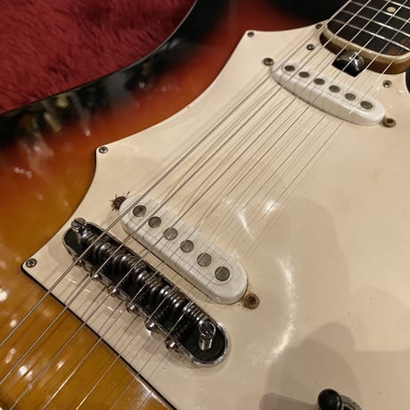 c.1968- Wander/Daytime/Gherson Made in Italy Vintage Guitars “Sunburst”