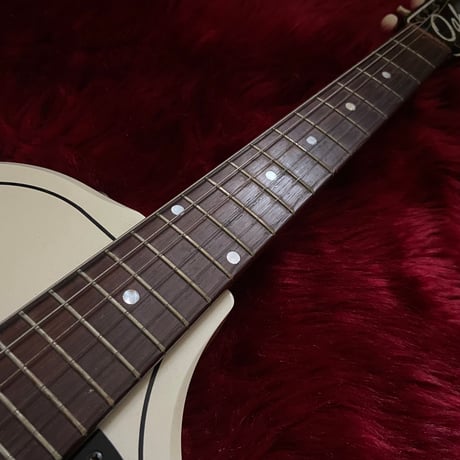 c.1958- Oahu/Supro 3033s Vintage Guitars “White”