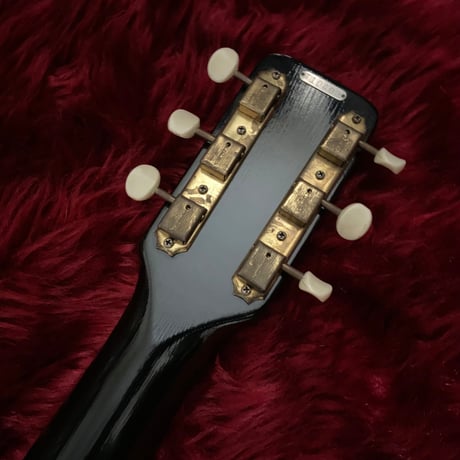 c.1958- Oahu/Supro 3033s Vintage Guitars “White”