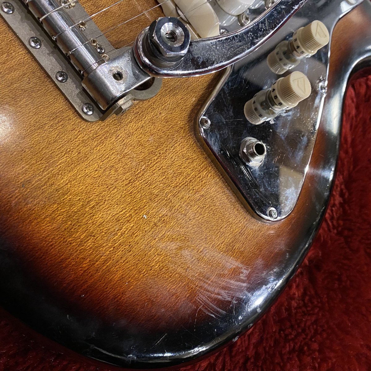 c.1960s Guyatone LG-145T MIJ Vintage Guitar Off