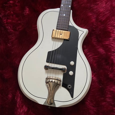 c.1958- Oahu/Supro 3033s Vintage Guitars “White”