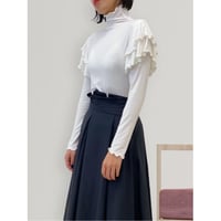 diploa | SHOULDER TIERED RUFFLE TOP | White