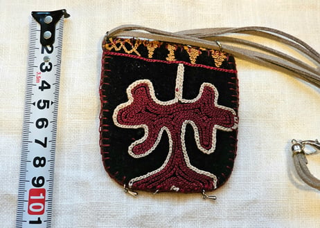 ビンテージ刺繍ペンダント【クルグズスタン　Saima製】SM-PD10