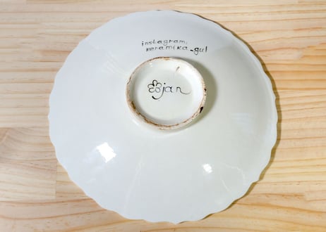 陶器皿31cm岩絵・テングリ柄【カザフ・トルコ　Guljan】GJ-DS011-01