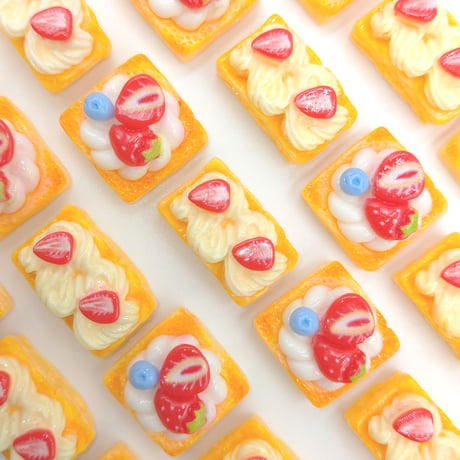 【D873】イチゴ　ケーキ　2個セット