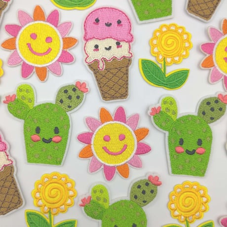 【W6】アイスクリーム　サボテン　太陽　花　ワッペン