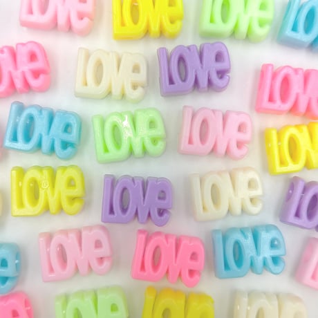 【B152】LOVE　ビーズ　18個セット　カラーミックス