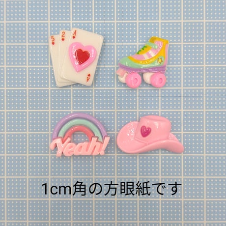 【D803-2】トランプ　帽子　ローラースケート　虹　Yeah　同種類3個