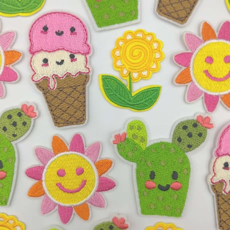 【W6】アイスクリーム　サボテン　太陽　花　ワッペン