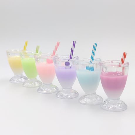 【C8】ドリンク　チャーム　同色2個セット