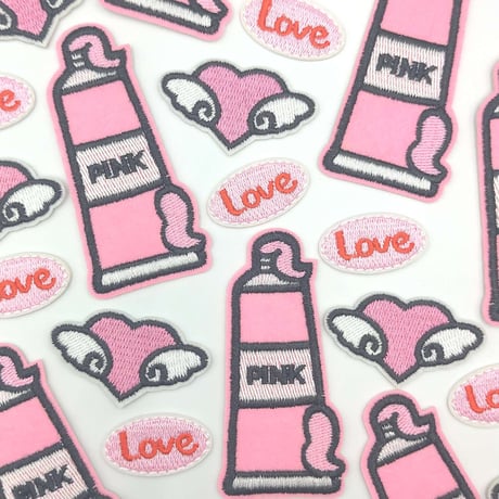 【W9】PINK　ハート　Love　絵具　ワッペン