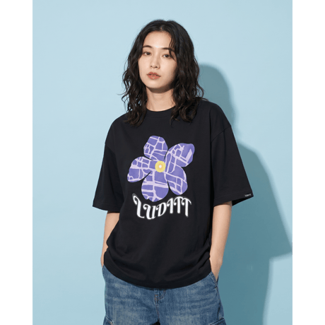 Flower T-Shirt / Black<L-2384>