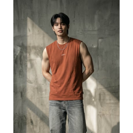 Cut-off Sleeveless / Brown<L-24-146>