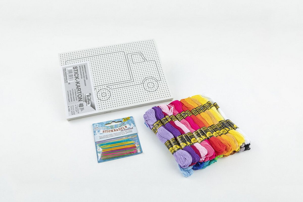 ステッチカードセット針、糸付き | 絵本と木のおもちゃの店 ステッチカードセット針、糸付き | 絵本と木のおもちゃの店