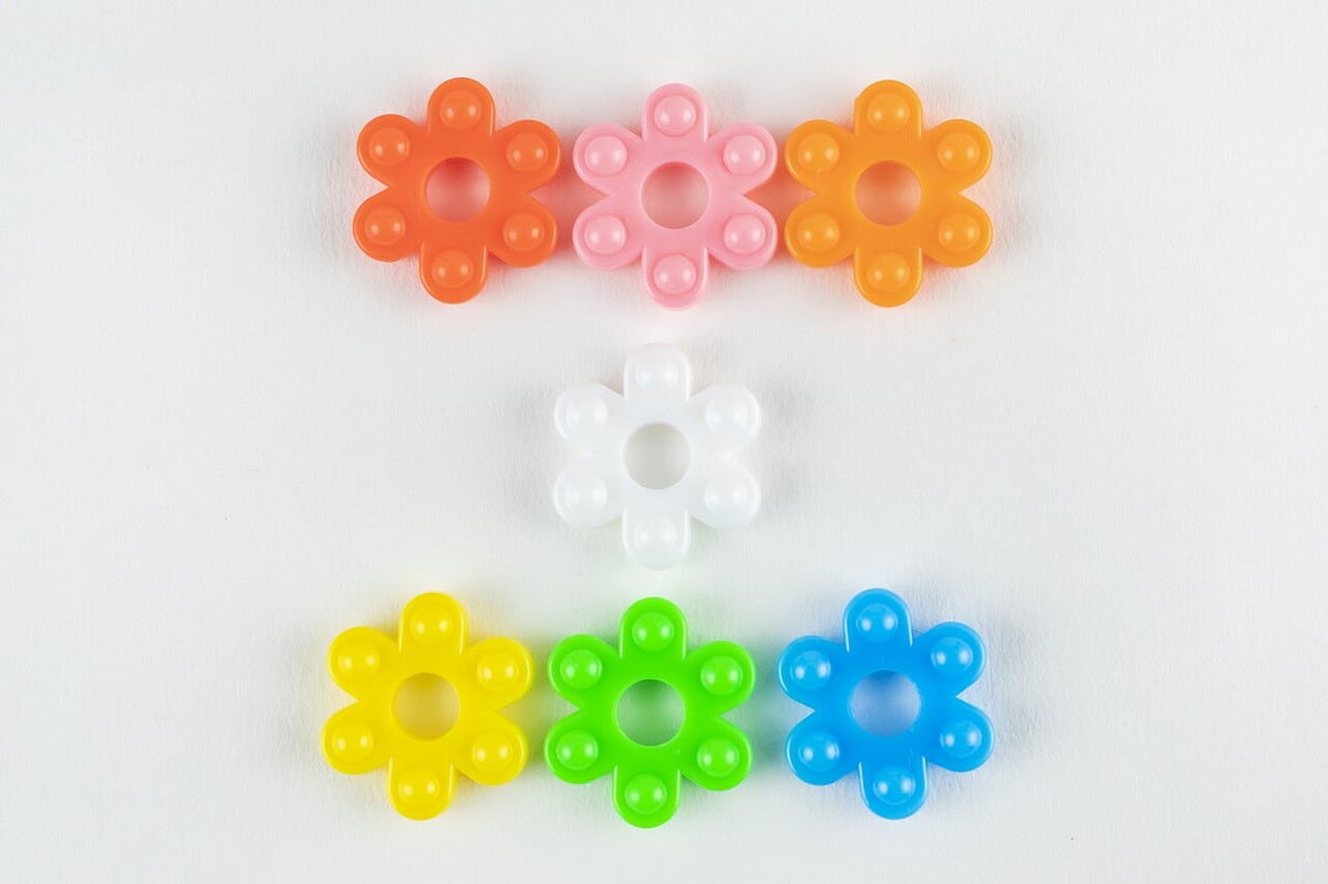 花はじき カラー 1kg | 絵本と木のおもちゃの店ぴっぴ Lapippi toy