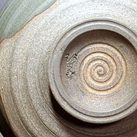 阿漕焼　作者未確認　作　「阿こぎ」在銘　茶碗　無傷　箱合　保証。