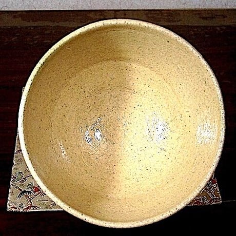 九谷焼　　上出喜山（四代）作　茶碗　無傷　共箱　保証。