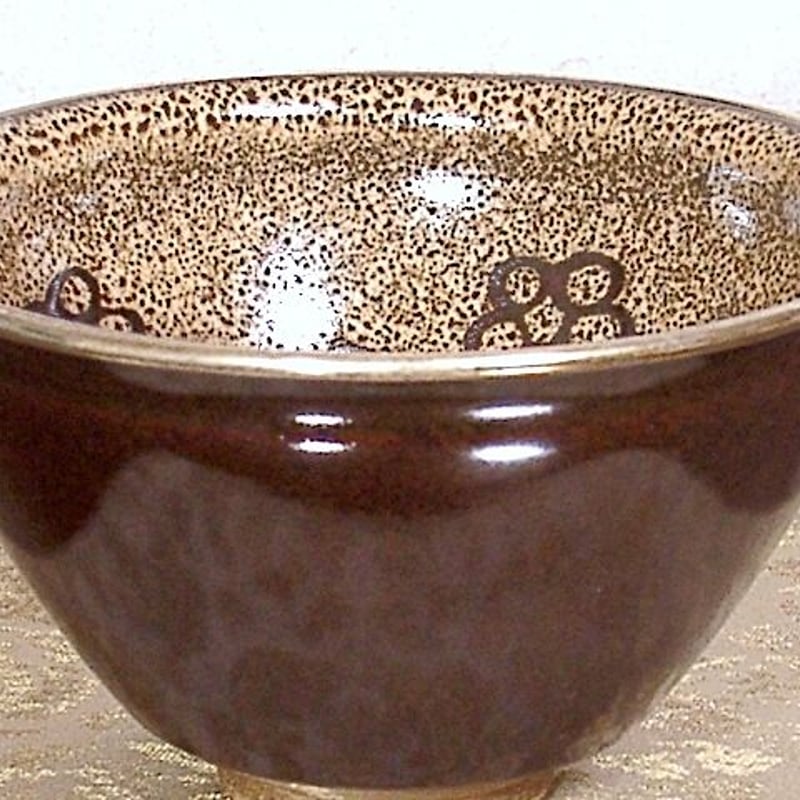天目茶碗 と 漆天目台 京焼 万代 草山 覆輪 玳皮 天目 梅花 茶碗 茶道具 天目茶碗 京焼 万代草山 銀覆輪 玳皮 天目 鳳凰 梅花 蝶文 天目