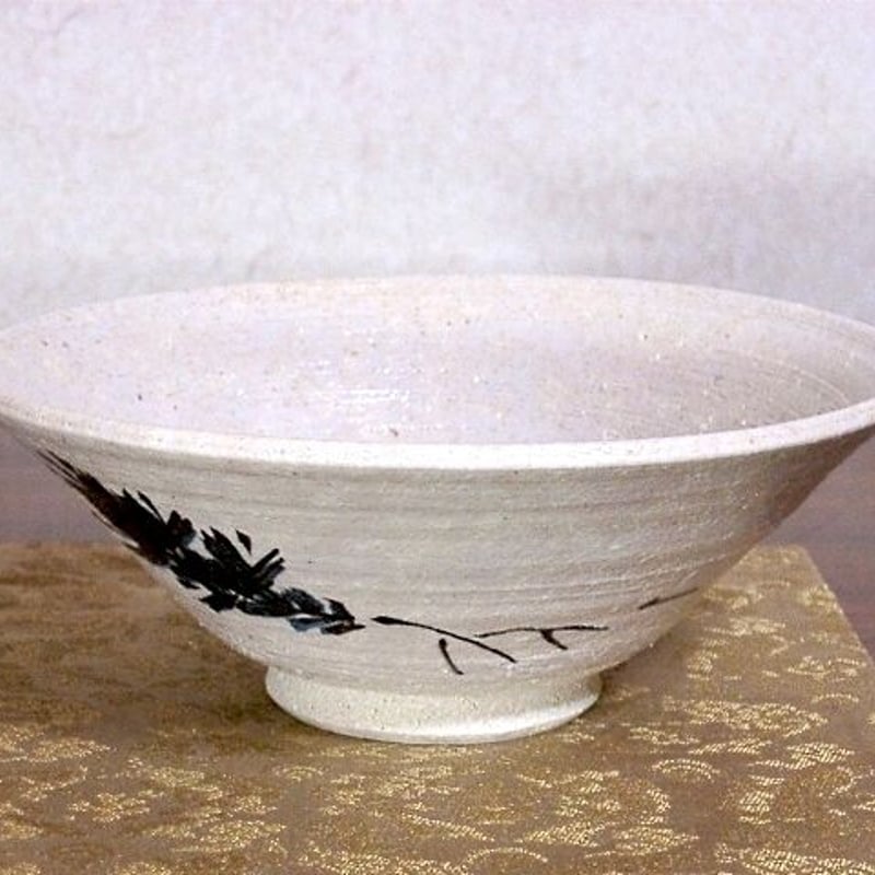 東陶会 宮之原 謙 作 若松図 鉄釉 茶碗 無傷 共箱 保証。 | STORES