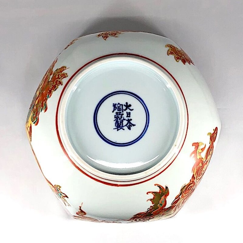 京焼・清水焼 初代村田陶苑作 染付色絵獅子六角鉢 1963年作