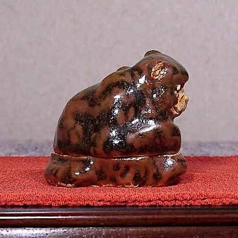 彫塑　富山　松村秀太郎 作　猿　香合　無傷　共箱　保証。 彫塑 富山 松村秀太郎 作 猿 香合 無傷 共箱 保証。 | STORES