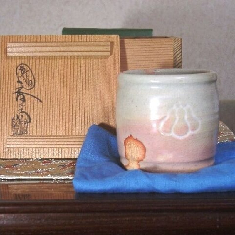 京焼・清水焼　宮川香斎（四代）作　豊公馬印　蓋置　無傷　共箱　保証。 京焼・清水焼 宮川香斎（四代）作 豊公馬印 蓋置 無傷 共箱 保証