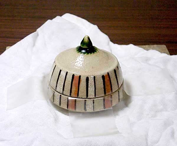 今日庵 日吉窯 加藤丈佳 作 織部 香合 無傷 共箱 保証。 | STORES
