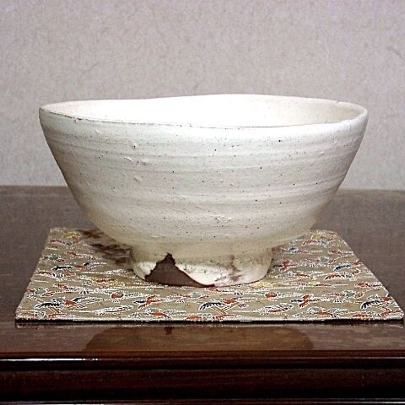 茨城・城里松尾桃陽作粉引茶碗無傷共箱保証。