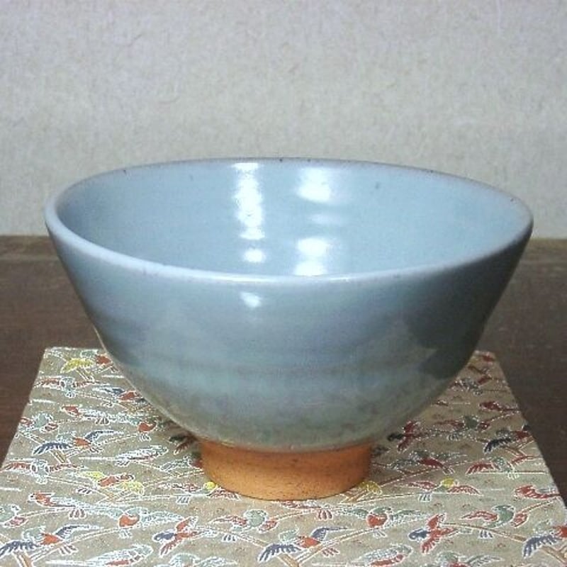 吉田昇包 作 青磁鶴首瓶 共箱・略歴書付 美品 現代陶芸 霊山窯 吉田昇包 作 青磁鶴首瓶 共箱・略歴書付 美品 現代陶芸 霊山窯 - メルカリ