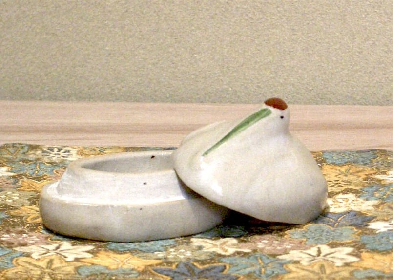 善光寺焼　東野窯　大森光彦作　鶴香合　無傷　共箱　古物。 善光寺焼 東野窯 大森光彦作 鶴香合 共箱 古物。 | STORESショップARIKA