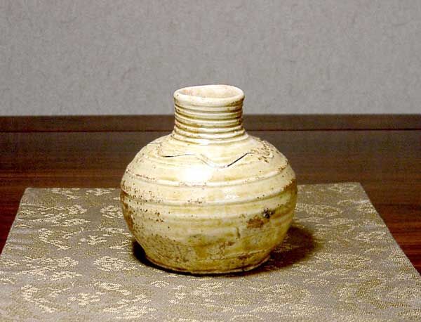 京焼・清水焼　清水六兵衛（四代）作　蟹画手炙り　無傷　時代箱　保証。 京焼・清水焼 清水六兵衛（四代）作 蟹画手炙り 無傷 時代箱 保証