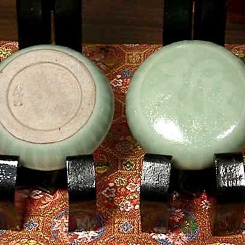 京焼・清水焼 真清水蔵六 作 青磁「字」香合 無傷 箱誂 保証 京焼・清水焼 真清水蔵六 作 青磁「字」香合 無傷 箱誂 保証