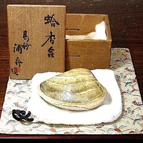 江戸　鹿島萬兵衛 作（高砂屋 浦舟造）　蛤　香合　無傷　共箱　保証。