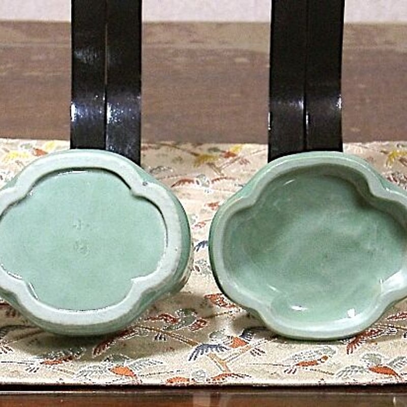 京焼・清水焼 大丸北峰（二代）作 双龍 青磁香合 無傷 共箱 保証