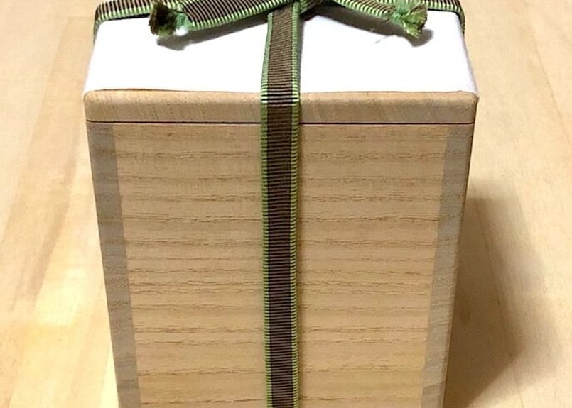 京焼・清水焼 新井謹也 作 淡青釉 文字 花瓶 無傷 共箱。 【公式通販】