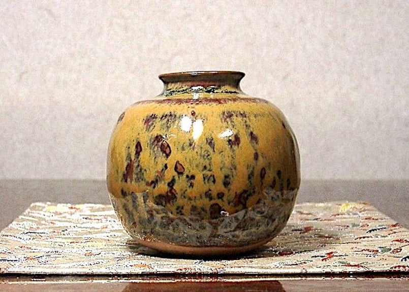 高取焼 亀井味楽 作 文林茶入 無傷 箱合 保証。 | STORESショップARIKA 高取焼 亀井味楽 作 文林茶入 無傷 箱合 保証。 | STORESショップARIKA