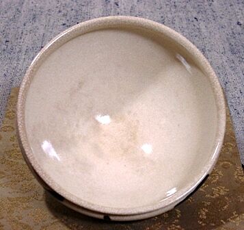 楽焼　小川長楽 作　黙雷老師直筆　西江水　在銘印　茶碗　無傷　保証　箱合。 楽焼 小川長楽 作 黙雷老師直筆 西江水 在銘印 茶碗 無傷 保証 箱