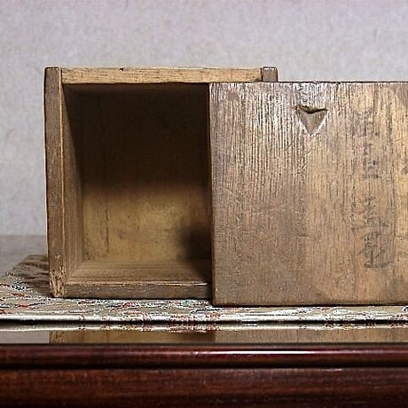 京焼・清水焼　三浦竹泉（初代）作　大獅子　交趾香合　箱合　無傷　保証。