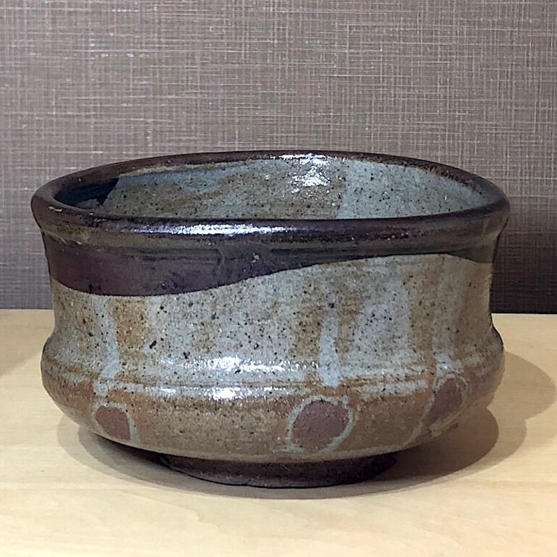 唐津焼 田中佐次郎作 沓茶碗 在銘 無傷保証 箱無 古物 唐津焼 田中佐次郎作 沓茶碗 在銘 無傷保証 箱無 古物